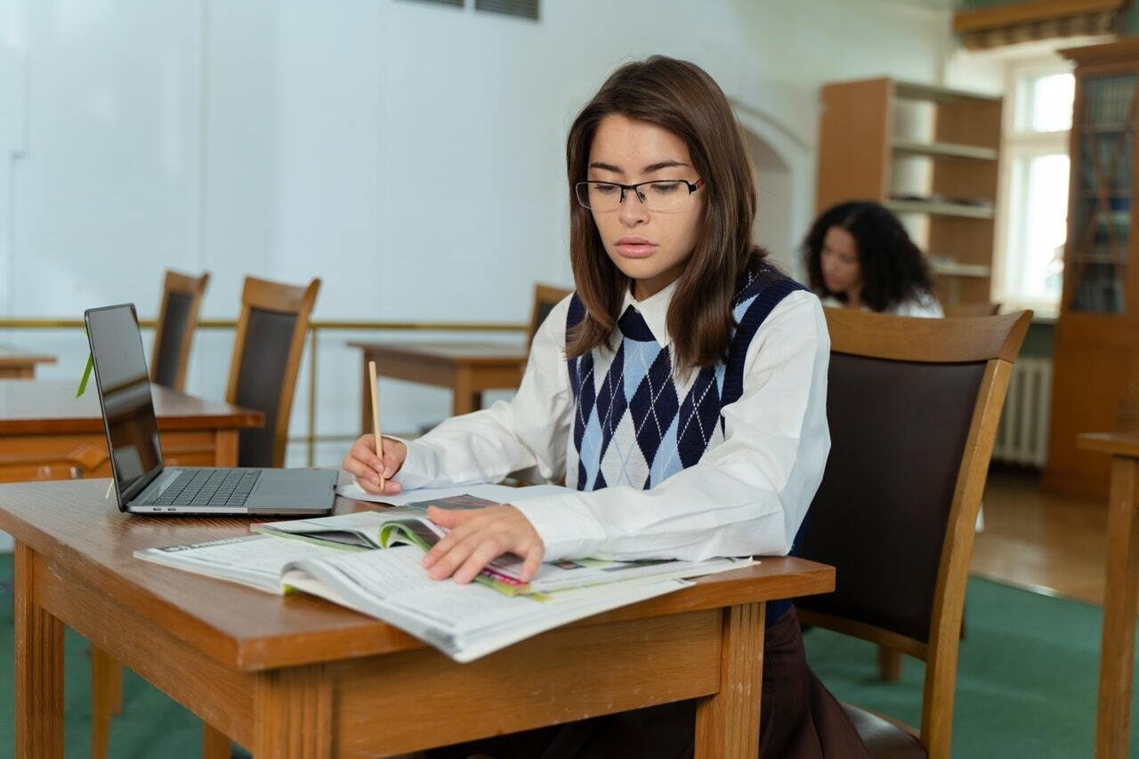 biaya kuliah s2 termurah di indonesia