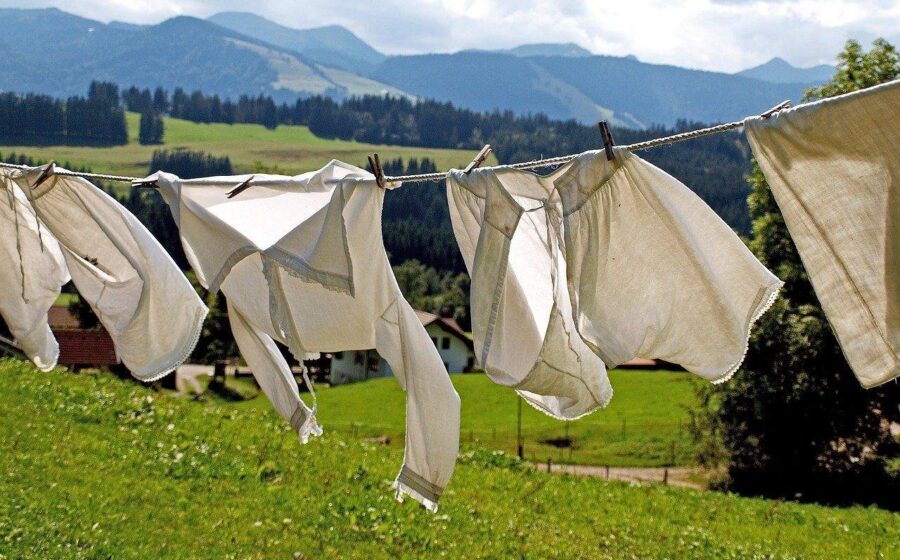 modal bisnis laundry