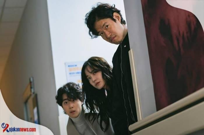 nonton Uncanny Counter season 2