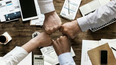 Bentuk Tim yang Solid! 5 Tips Agar Bisnis Cepat Berkembang dan Tidak Mengalami Perhambatan!