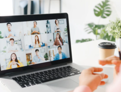 Mudah dan Praktis, 3 Cara Presentasi di Google Meeting
