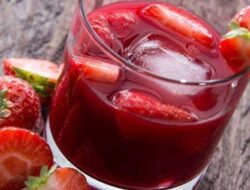 5 Manfaat Jus Strawberry yang Cocok Untuk Menu Takjil Buka Puasa Ramadhan!