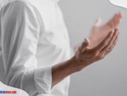 Niat Sholat Hajat 2 Rakaat Sendiri di Rumah, Doa yang Manjur Buat Keinginanmu Terkabul!