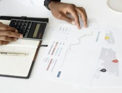 Analisis Dengan Betul! 10 Komponen Laporan Laba Rugi Dalam Berbisnis yang Wajib Kalian Tahu!