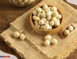 5 Resep Kacang Bawang Renyah Pakai Santan yang Enak, Camilan Lebaran yang Wajib Ada!