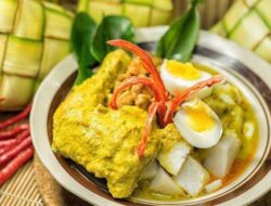Resep Opor Ayam Lebaran yang Sangat Simple dan Memiliki Rasa yang Enak!