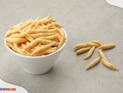 5 Resep Stik Keju Super Renyah Anti Gagal dan Tahan Lama!
