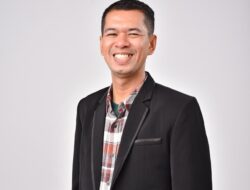 Desa Bontotangnga Kembali Bergema Lewat Promosi Doktor Putranya