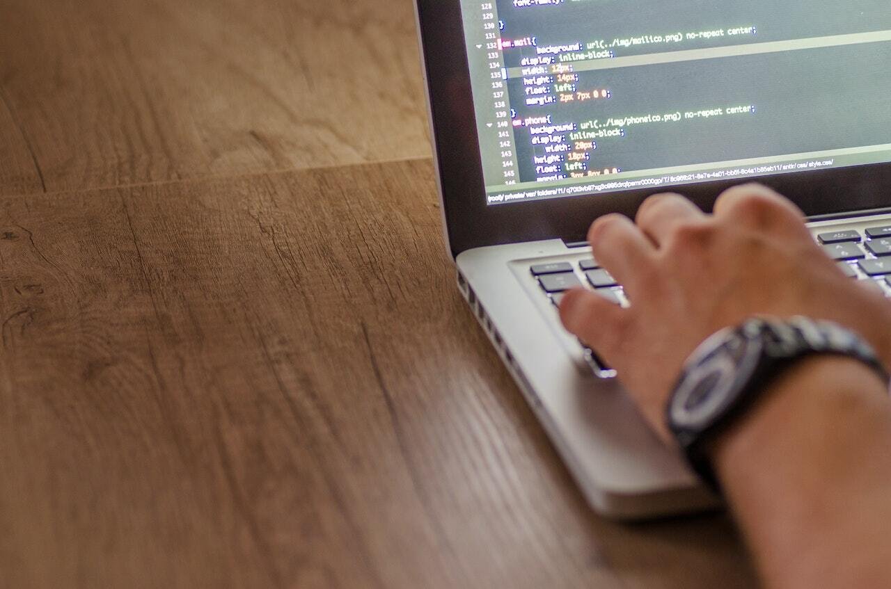 apa itu html