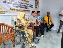 Safari Ramadan di Sinjai Utara, Nurdin Halid Bagikan Ratusan Paket Sembako