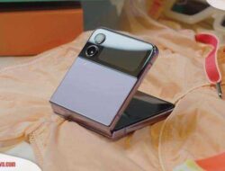 Samsung Galaxy Z Flip 4, HP yang Mungil dan Lucu