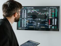 Day Trading Adalah? Ketahui Pengertian Serta Strategi yang Diperlukan