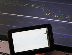 Inilah Keuntungan Trading Emas, Lebih Unggul Dari Investasi Emas Biasa