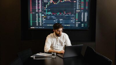 tips trading emas