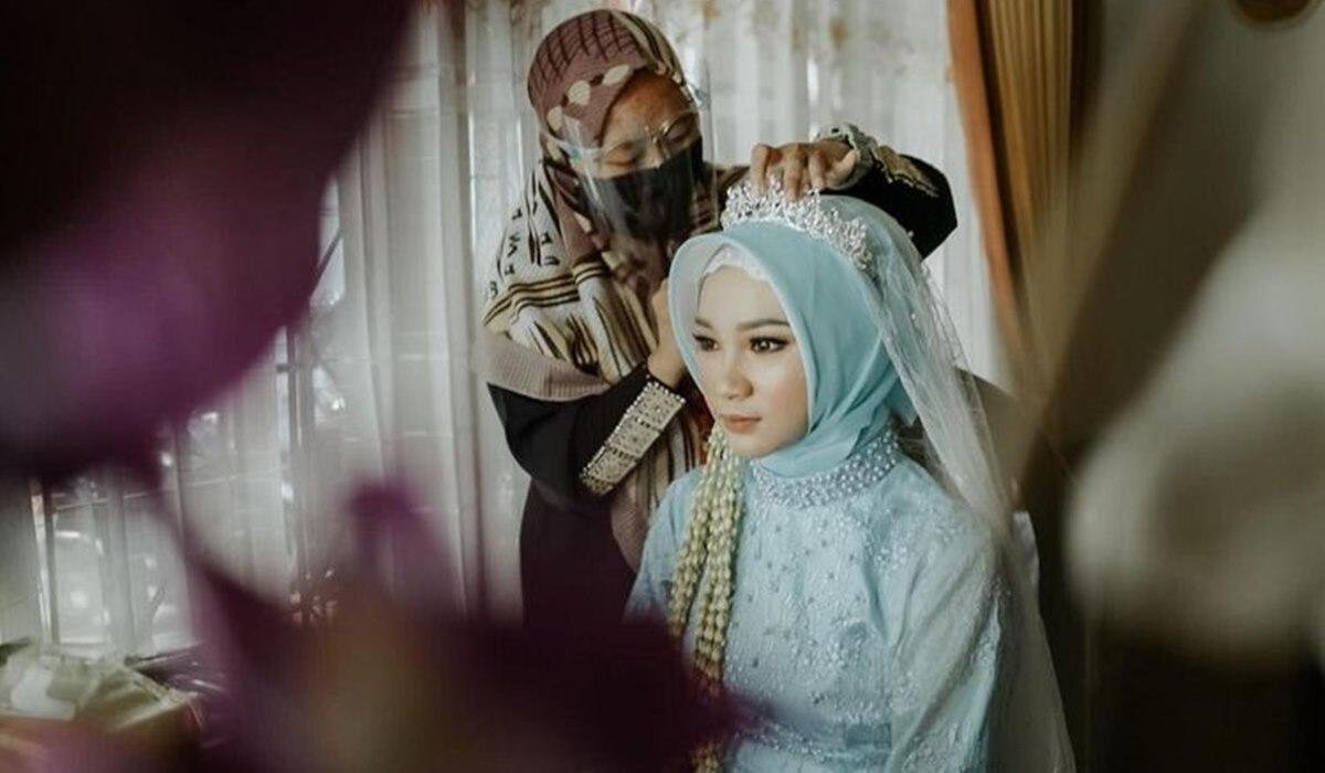 perlengkapan make up pengantin