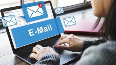 email bisnis professional