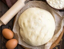 Apa Jadinya Ketika Adonan Roti yang Sudah Diberi Khamir Dibiarkan Begitu Saja? Simak Penjelasaanya Yuk!