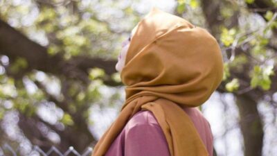 cara merawat rambut smoothing bagi perempuan yang berhijab