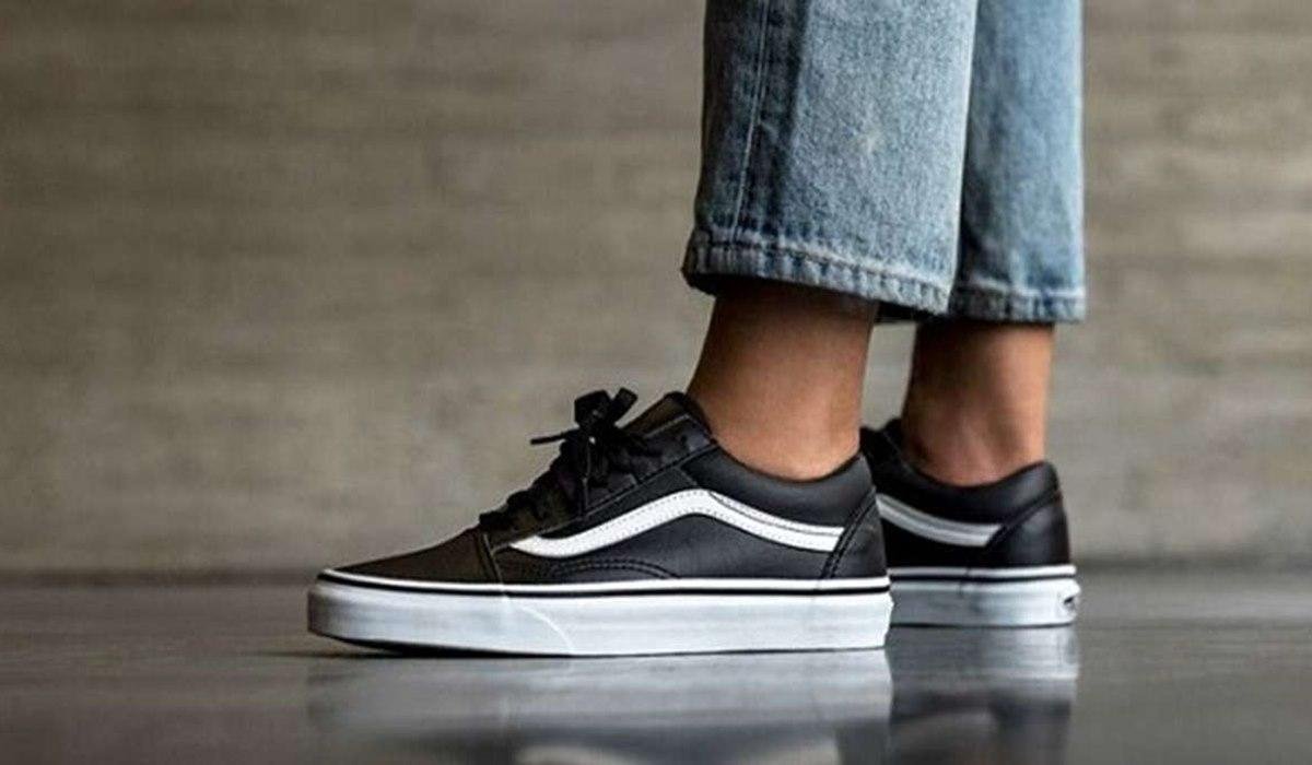 style memakai sepatu vans pria