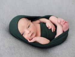 Bayi Usia 2 Bulan dan Kemampuan yang Bisa Dilakukannya