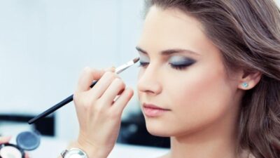 tahapan make up pemula