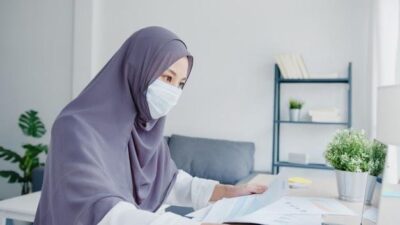 fashion wanita gemuk berhijab
