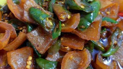 Cobain Bisnis Rumahan Ini, Resep Kikil Lombok Ijo yang Cocok Dinikmati Bareng Bojo!
