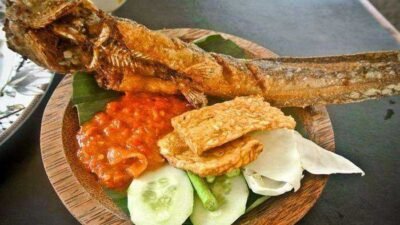 makanan yang laris di pinggir jalan