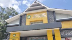 Di Tengah Keluhan Jalan Rusak, Camat Bontolempangan Dikabarkan Jarang Berkantor