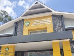 Di Tengah Keluhan Jalan Rusak, Camat Bontolempangan Dikabarkan Jarang Berkantor