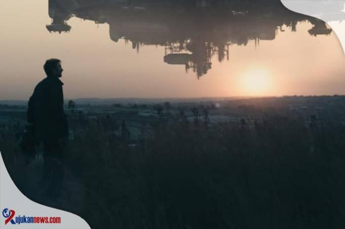 nonton film District 9 sub indo