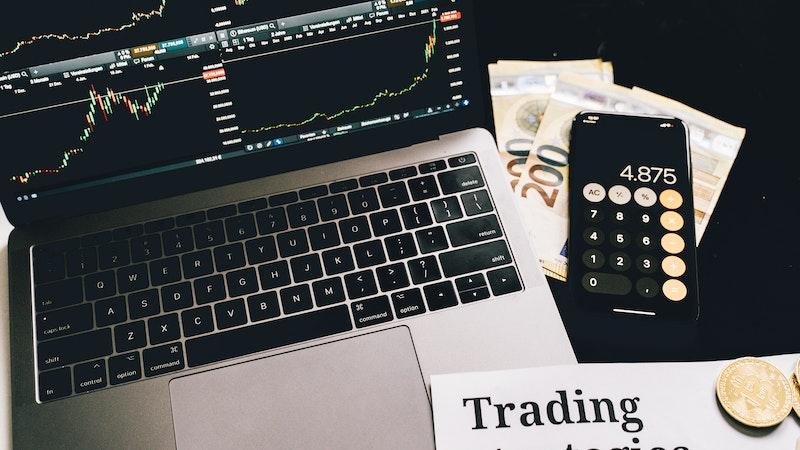 aplikasi trading aman