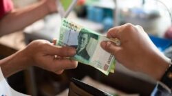 7 Tata Cara Tukar Uang Receh Buat Lebaran, Cukup Isi Data Diri dan Uang Langsung Diterima!