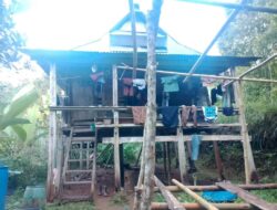 Viral Singkong Bakar, Bedah Rumah Sudah Diserahkan… Tapi 6 Bulan Lebih Rangga Masih Bertahan di Rumah Rapuh
