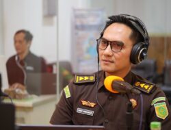 Kejari Gowa Gelar Jaksa Menyapa di RRI Pro 1 Makassar, Bahas Penegakan Hukum Berkeadilan dan Berintegritas